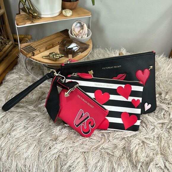 Victoria’s Secret Valentines Day Heart 
Cosmetic Bag Trio Makeup Travel Bags - Picture 1 of 16